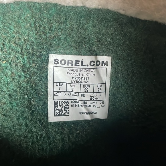 Sorel Caribou Waterproof Boots - Picture 4 of 4